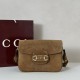 Repliche Borsa a tracolla piccola Gucci Horsebit 1955 Aura 847063 Pelle scamosciata Borgogna Imitazioni Outlet Italia