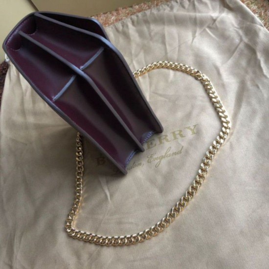 Replica Borsa TB piccola in pelle di agnello con monogramma trapuntato rossa