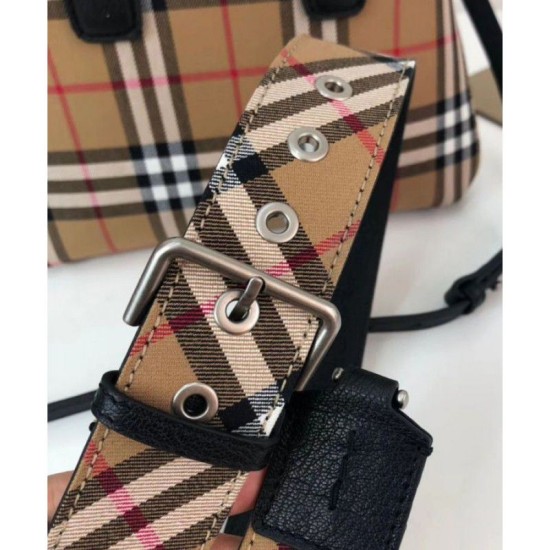 Replica piccolo striscione in nero check vintage