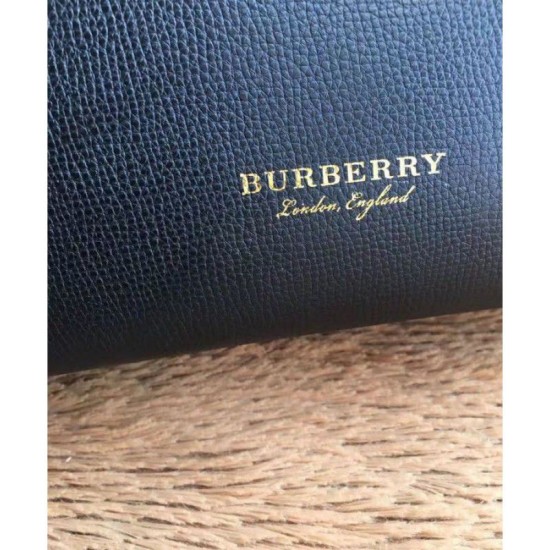 Replica Borsa media a quadri House Check nera