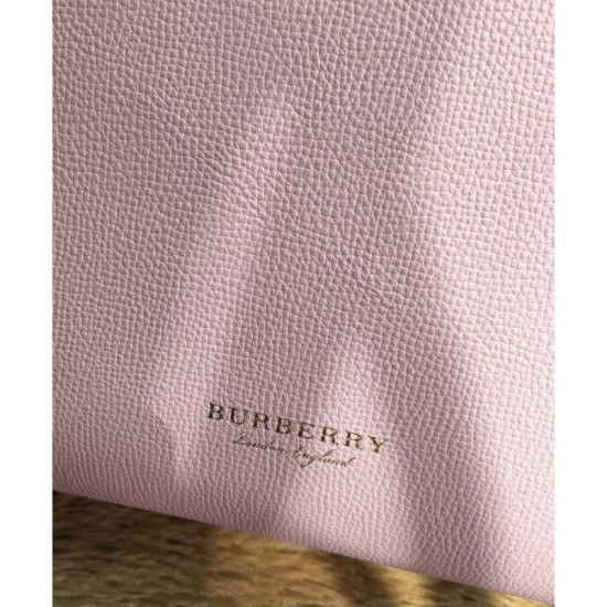 Replica Borsa media a quadri House Check Rosa Replica Borsa media a quadri House Check Rosa