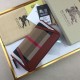 Replica House Check Portafoglio B8849 Marrone