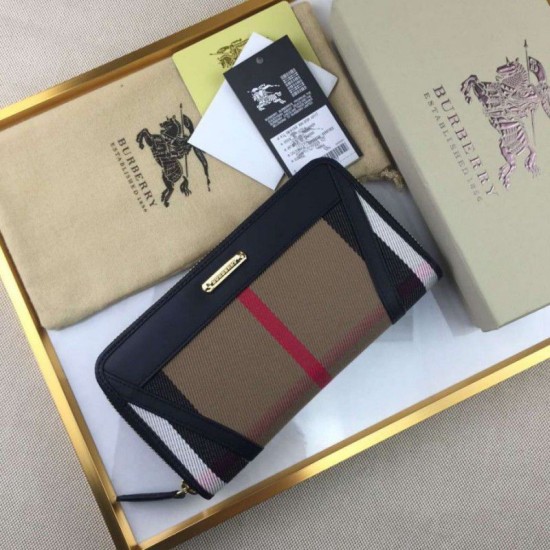 Replica House Check Portafoglio B8849 Nero