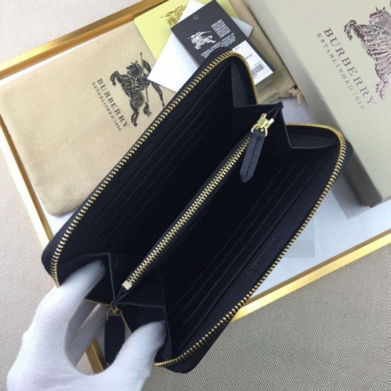 Replica House Check Portafoglio B8849 Nero