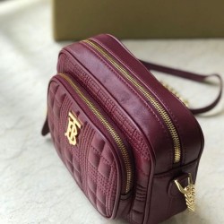 Replica Burberry Borsa per fotocamera trapuntata piccola Claret