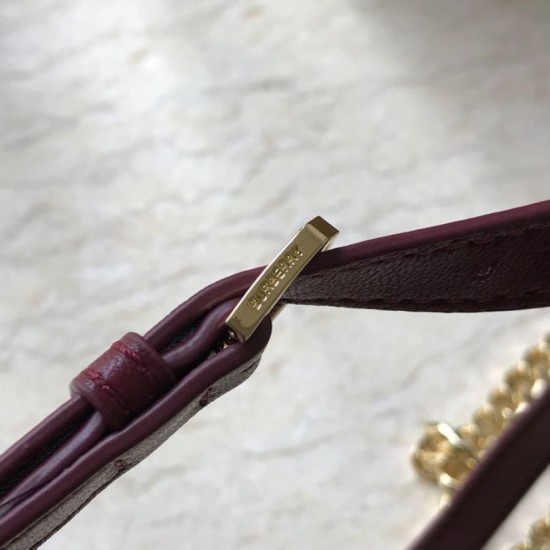 Replica Burberry Borsa per fotocamera trapuntata piccola Claret