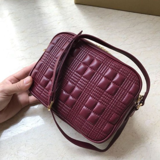 Replica Burberry Borsa per fotocamera trapuntata piccola Claret