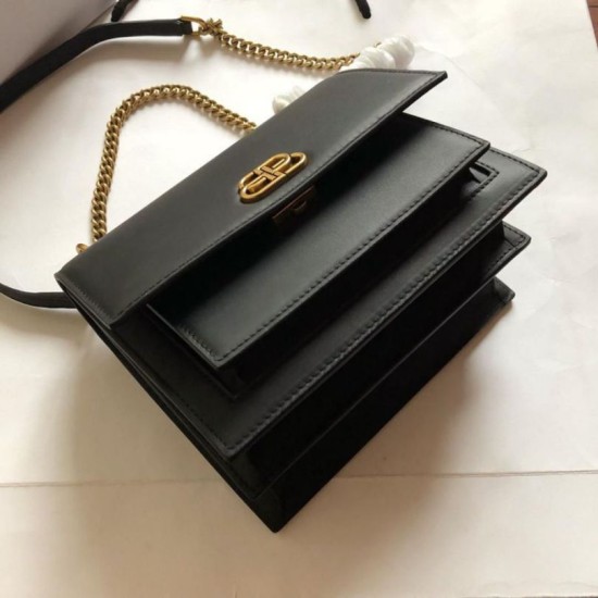 Replica Borsa a catena Sharp Balenciaga Nera