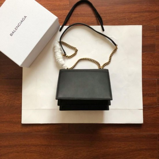 Replica Borsa a catena Sharp Balenciaga Nera