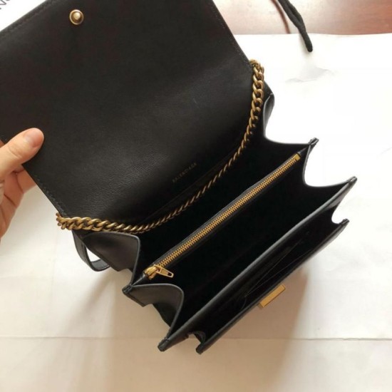 Replica Borsa a catena Sharp Balenciaga Nera
