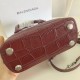 Replica Borsa a tracolla Balenciaga Ville XXS con manico in pelle stampa coccodrillo Claret