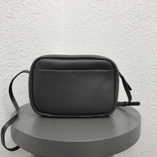 Replica Borsa per fotocamera piccola Balenciaga Everyday liscia vitello nera