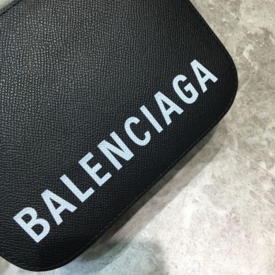 Replica Borsa per fotocamera piccola Balenciaga Everyday Pelle di vitello pieno fiore nera