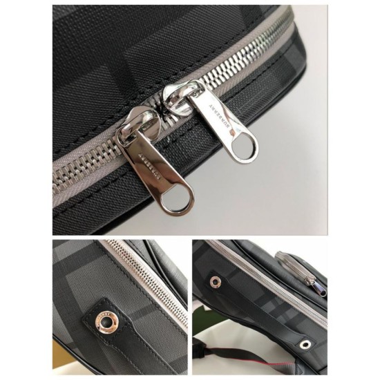 Replica Zaino Burberry London Horse Nero Replica Zaino Burberry London Horse Nero