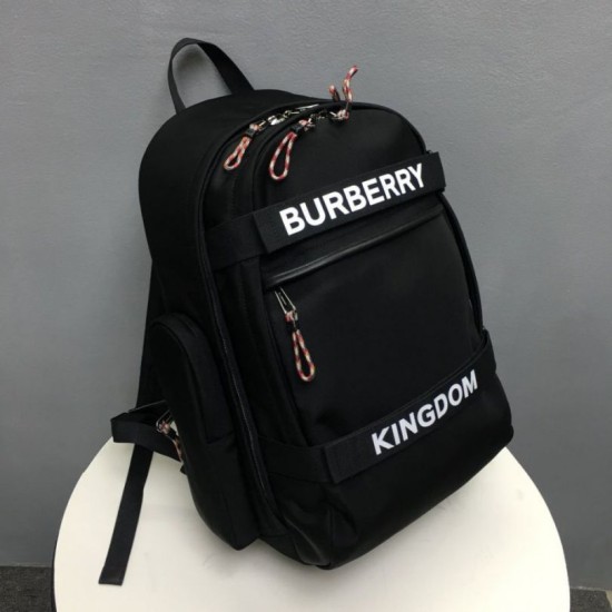 Replica Zaino Buris Nevis grande dettaglio logo Burberry