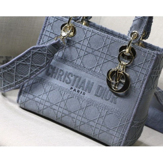Replica Borsa a spalla ricamata Christian Dior Medium Lady D-Lite blu