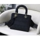 Replica Borsa Cannage ricamata Christian Dior Medium Lady D-Lite nera
