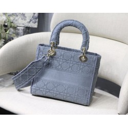 Replica Borsa a spalla ricamata Christian Dior Medium Lady D-Lite blu