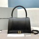 Replica Borsa a tracolla media Clessidra Balenciaga nera