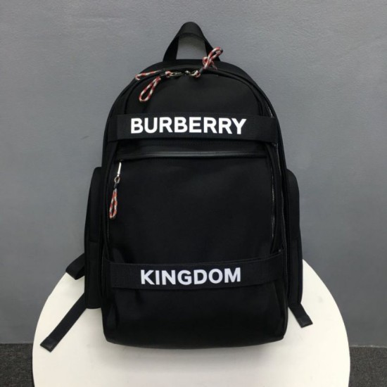 Replica Zaino Buris Nevis grande dettaglio logo Burberry