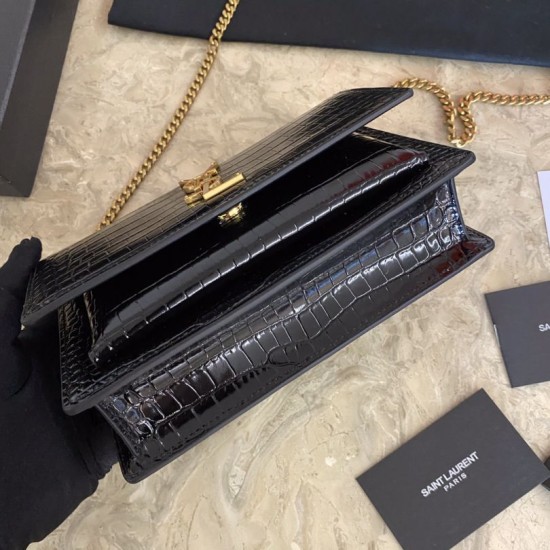 Replica Borsa YSL piccola in coccodrillo nero oro Replica Borsa YSL piccola in coccodrillo nero oro
