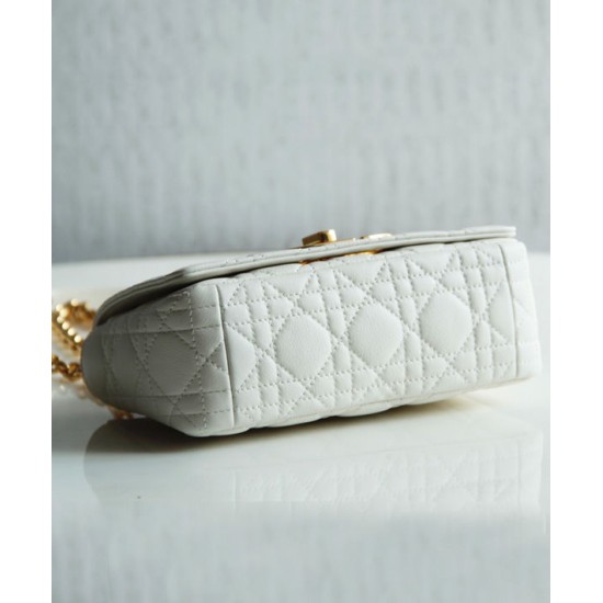 Replica Christian Dior Borsa Dior Caro Bianca Replica Christian Dior Borsa Dior Caro Bianca