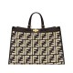 Replica Borsa Peekaboo X-Tote FF in rafia 8BH374 Nero