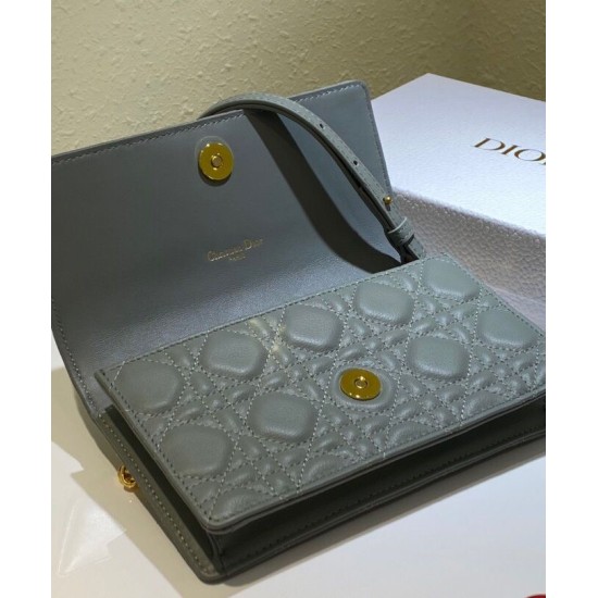 Replica Christian Dior Caro Marsupio Con Borsa A Catena Grigio