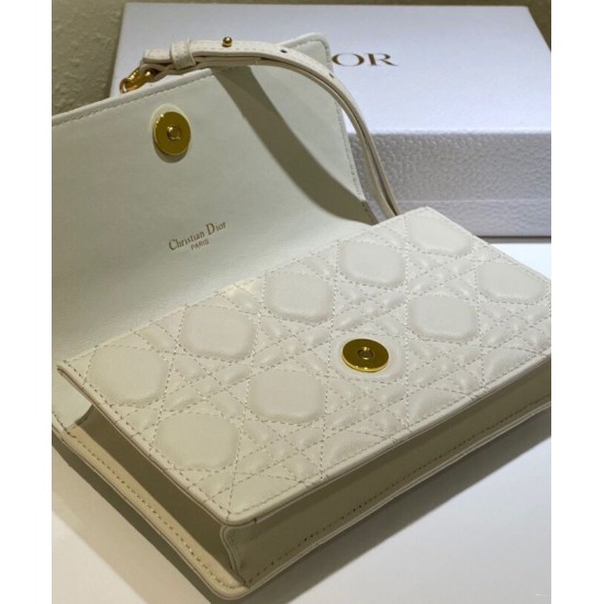 Replica Christian Dior Caro Marsupio Con Borsa A Catena Crema