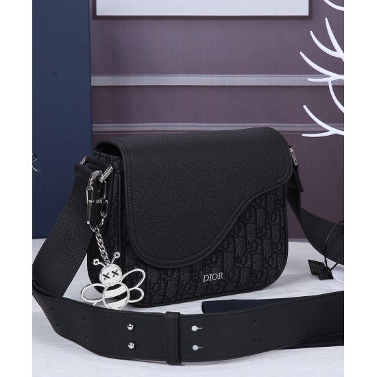 Replica Borsa messenger Christian Dior Mini Saddle nera