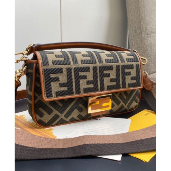 Replica Borsa Baguette FF Canvas 8BR600 Caffè