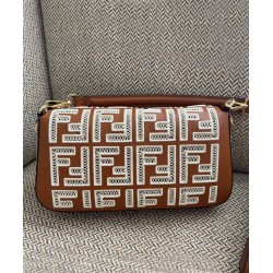 Replica Borsa Baguette In Pelle Con Ricamo FF 8BR600 Caffè