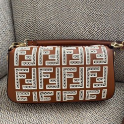 Replica Borsa Baguette In Pelle Con Ricamo FF 8BR600 Caffè