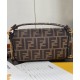 Replica Borsa Mini Baguette in Tessuto 8BS0171 Caffè Replica Borsa Mini Baguette in Tessuto 8BS0171 Caffè
