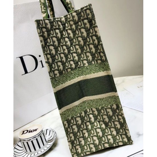 Replica Borse Christian Dior Book Tote M1286 verde Replica Borse Christian Dior Book Tote M1286 verde