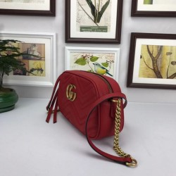 Replica Borsa a tracolla GG Marmont Matelasse 447632 Rosso