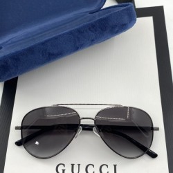 Replica Occhiali da sole classici GG0600