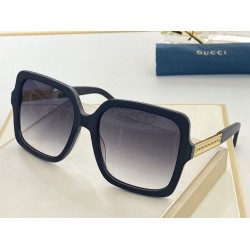 Replica Occhiali da sole quadrati GG0884S Nero