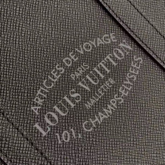 Replica Porte Documents Voyage Taiga Leather M30365