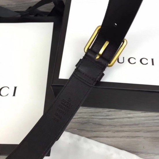 Replica Cintura in pelle con morsetto nero 488939