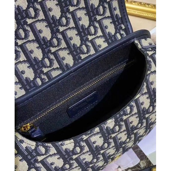 Replica Borsa Christian Dior Small Dior Bobby Blu scuro Replica Borsa Christian Dior Small Dior Bobby Blu scuro