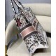 Replica Christian Dior The Book Tote Bag Bianco