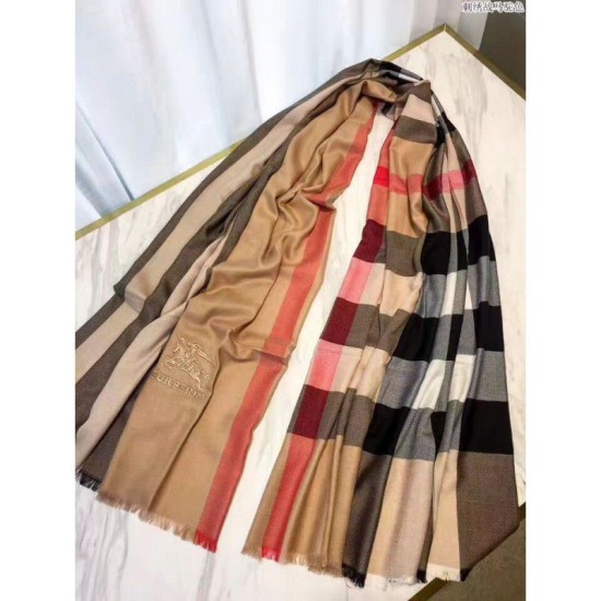 Replica Cammello di sciarpa di Cashmere Grande Check Classic