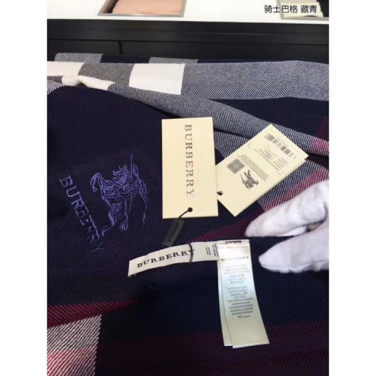 Replica Classic Large Check Sciarpa Navy di Cashmere