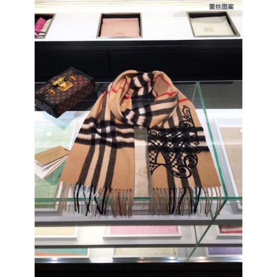 Replica Sciarpa in Cashmere Classic in Camel Check e Lace