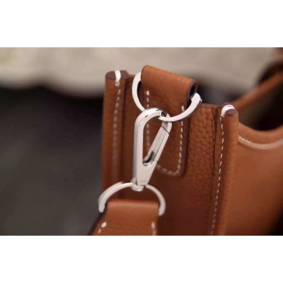 Replica Borsa Hermes Evelyne II TPM e III PM Marrone Replica Borsa Hermes Evelyne II TPM e III PM Marrone
