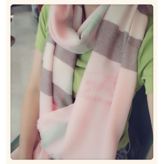Replica Scialle in cashmere con motivo check classico Burberry 70 x 200 rosa