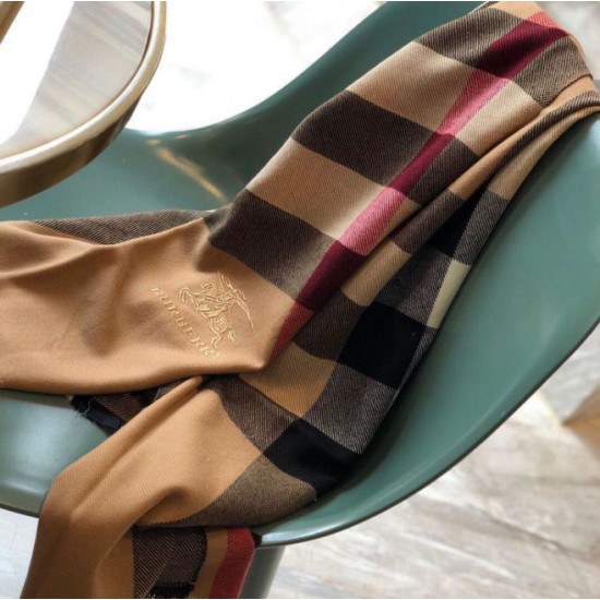 Replica Scialle in cashmere con motivo check classico Burberry 70 x 200 marrone