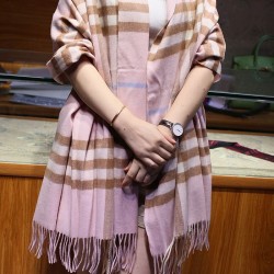Replica Scialle in cashmere con motivo check classico Burberry 70 x 200 rosa