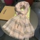Replica Scialle in cashmere e seta Burberry 130 x 240 Replica Scialle in cashmere e seta Burberry 130 x 240